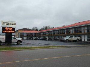 Clean Motel Outdoorsman Motel 705 856 4000